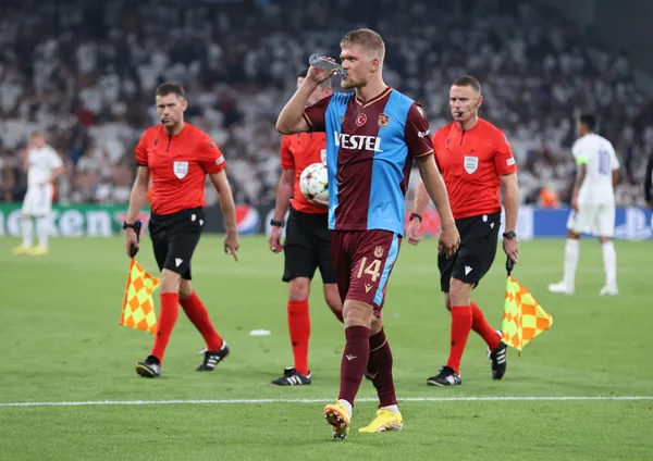 sampiyonlar-ligi-gruplarina-kalan-takimlar-belli-oldu-1661290771725.jpg Şampiyonlar Ligi gruplarına kalan takımlar belli oldu