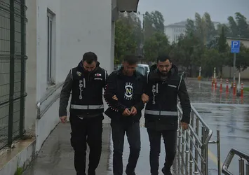 Adana merkezli 5 ilde suç örgütüne şafak operasyonu! Çok sayıda gözaltı var