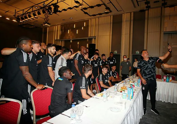 Kovid-19 testi pozitif çıkan Sergen Yalçın’dan futbolcularına Trabzonspor maçı öncesi flaş mesaj