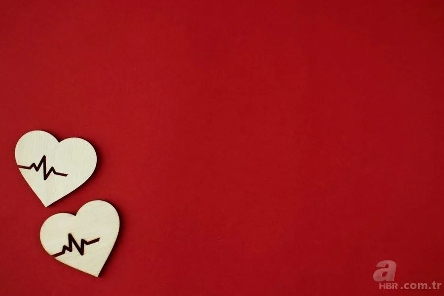 Sosyal medya ikiye bölündü: Uzmanından evliliği bitiren davranışlar! 1