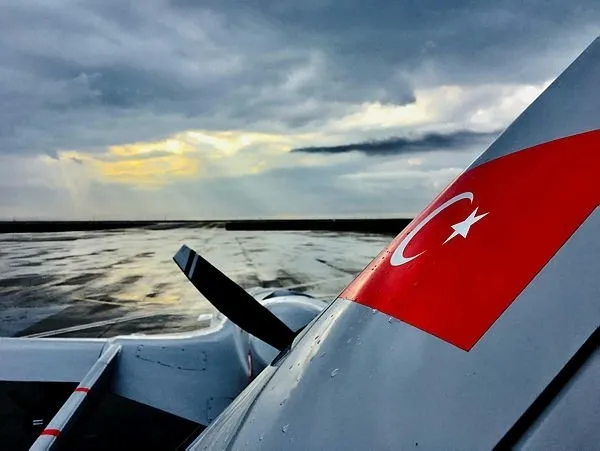 Polonya Savunma Bakanı Mariusz Blaszczak Türk İHA’sı paylaşımı! Geliyorlar