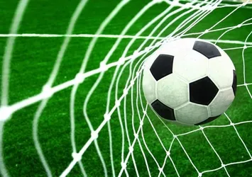 Süper Lig'de 7 haftanın en yaşlısı Göztepe
