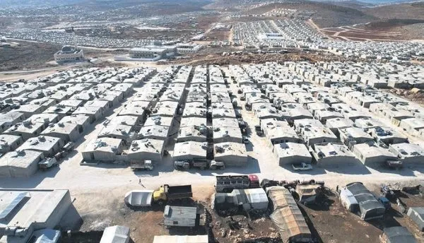 Türkiye'nin yardımları İdlib'i ayakta tuttu! Milyonlarca insanın dilinde tek bir söz! Başkan Erdoğan ve Türkiye olmasaydı bu coğrafya kan gölüydü - 6