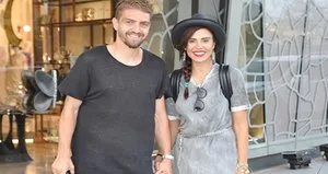 Şükran Ovalı-Caner Erkin ilk kez el ele