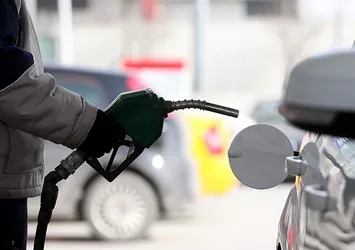 Benzine 6 kuruş indirim