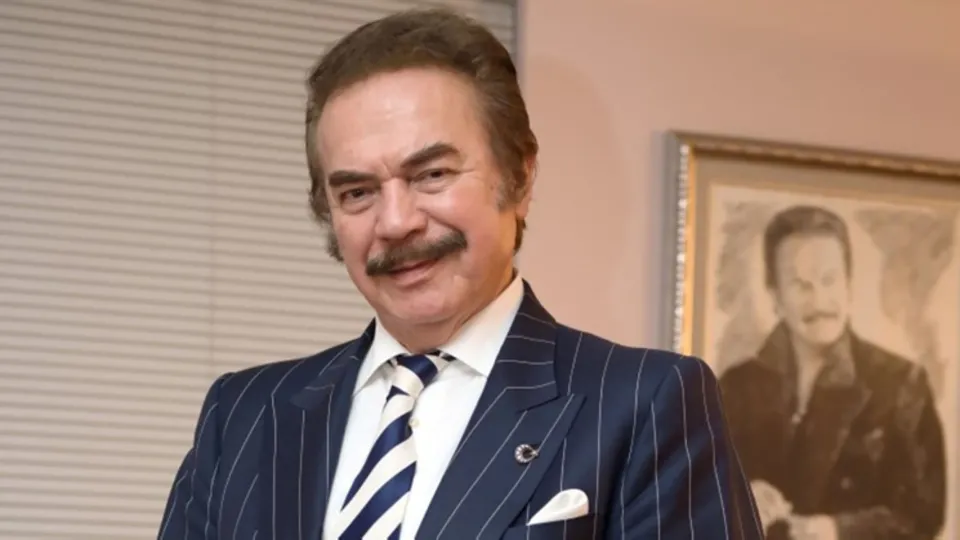 Orhan Gencebay hastaneye kaldırıldı