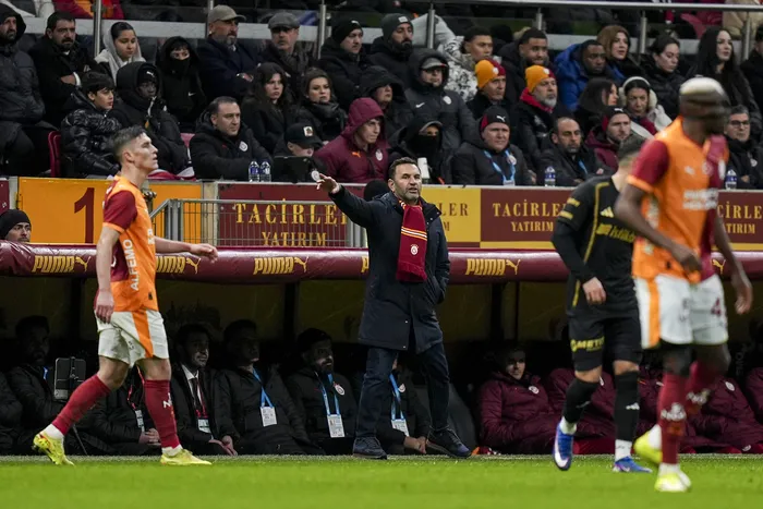 galatasarayda-icardi-tartismasi-okan-buruktan-surpriz-aciklama-1769985795742.jpg Galatasaray Teknik Direktörü Okan Buruk