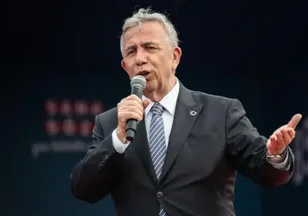 Mansur Yavaş istifa etti
