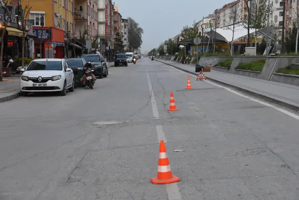 kutahyada-koronavirusle-mucadelede-yeni-karar-marketlerdeki-bazi-urunlerin-satisina-kisitlama-1619763552537.jpg Kütahya'da yeni karar: Marketlerdeki bazı ürünlerin satışına kısıtlama - 3