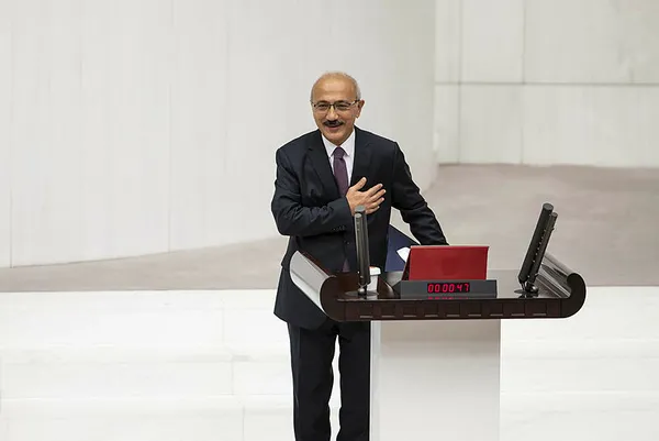Son dakika: Hazine ve Maliye Bakanı Lütfi Elvan’dan büyüme açıklaması! Yüzde 8’in üzerinde büyüme bekliyoruz