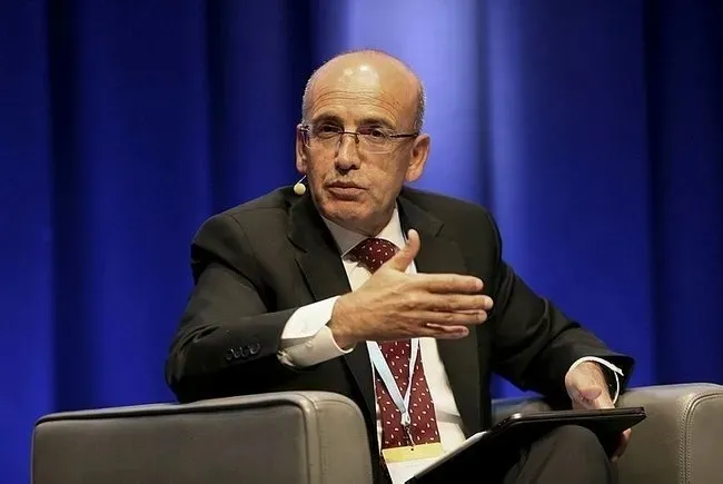 Bakan Şimşek'ten "Türkiye dış finansman bulamıyor" iftiralarına net yanıt! OVP meyvelerini veriyor - 2
