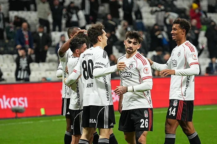 Beşiktaş Alanyaspor maçı! Kartal yeni transferleriyle evinde boy gösterecek - 1