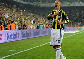 Alex'e jübile! İşte efsane maçın kadrosu
