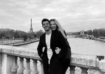 Mehmet Dinçerler yanlışlıkla Hadise'nin fotoğrafını beğendi