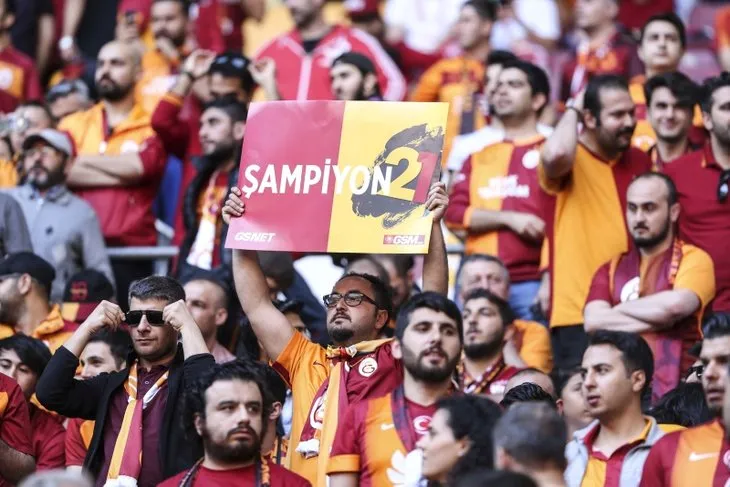 Galatasaray, 21. şampiyonluğu kutladı