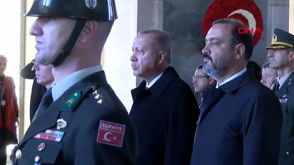 Son dakika: Başkan Erdoğan’dan Atatürk’ün vefatının 81'inci yılında Anıtkabir’e ziyaret - 5