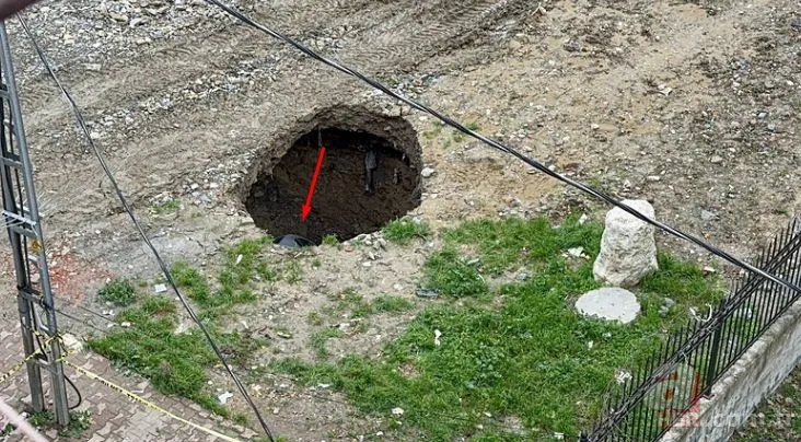 Yer yarıldı araç içine girdi! Sahibinden şoke eden tepki: Üzülmedim kurtulduğuma sevindim 2