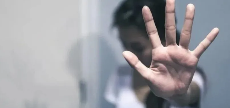 İzmir’de korkunç olay! Genç kıza taciz ve sigara ile işkence