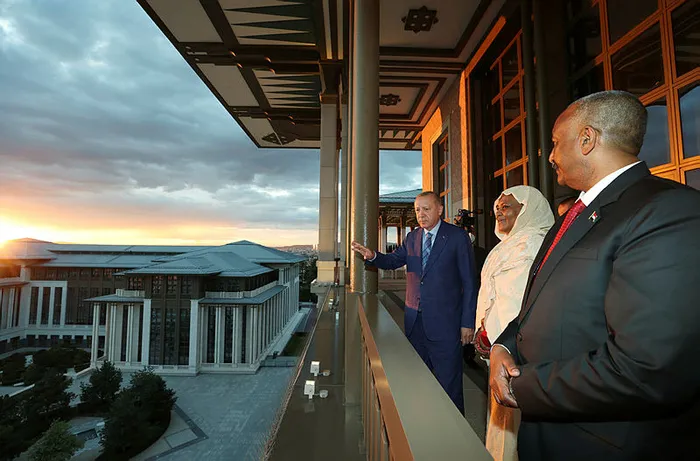 Başkan Erdoğan ve Sudan Egemenlik Konseyi Başkanı Orgeneral Abdulfettah El-Burhan’dan flaş açıklamalar