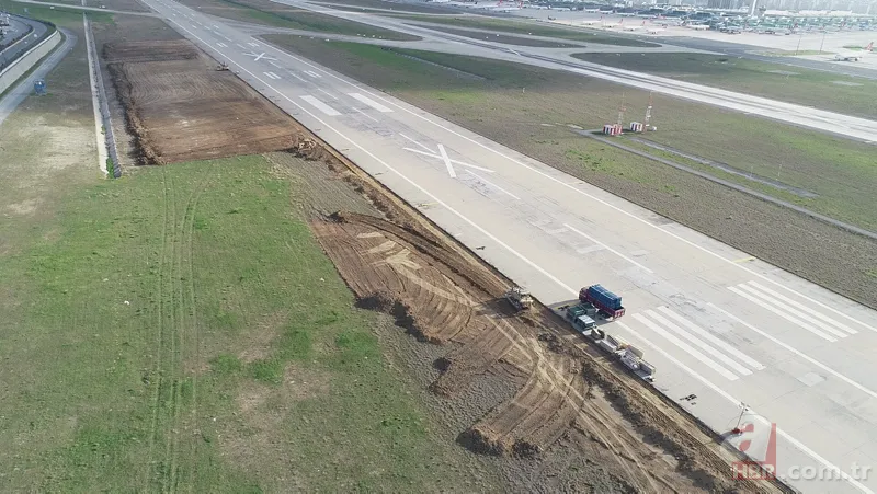 İstanbul'daki salgın hastanelerindeki çalışmalar gece de devam etti! Havadan böyle görüntülendi 3
