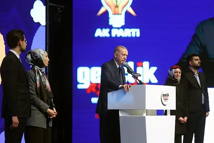 Başkan Erdoğan gençlerle buluştu! CHP'deki para kuleleri skandalı: Balya balya paralar Kandil'e kadar gidiyor - 5