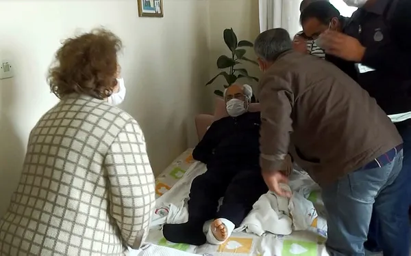 Silahlı saldırıya uğrayan Belediye Başkanı Mümtaz Şenel, saldırı anını anlattı - 2