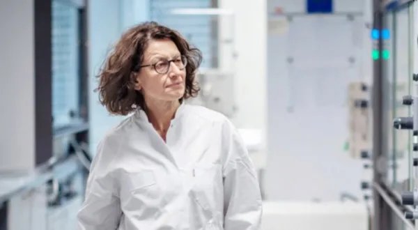 Koronavirüs aşısını bulan Türk bilim insanları Özlem Türeci ve Uğur Şahin tarihe geçti! En büyük madalya verildi