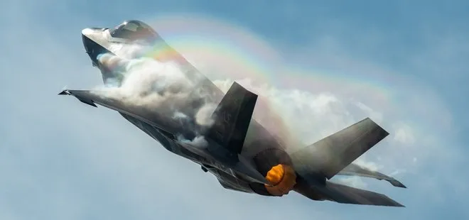 Japonya’nın F-35 hayalet uçağı düştü