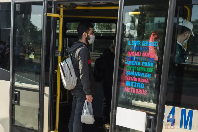 İstanbul'da toplu ulaşımda yeni dönem başladı! Sosyal mesafe kuralı hiçe sayıldı 16