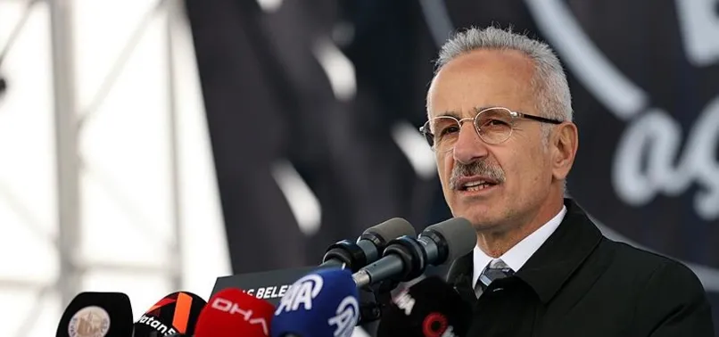 Seyahatseverlere 2 yeni rota! Bakan Abdulkadir Uraloğlu yeni tren hatlarını duyurdu