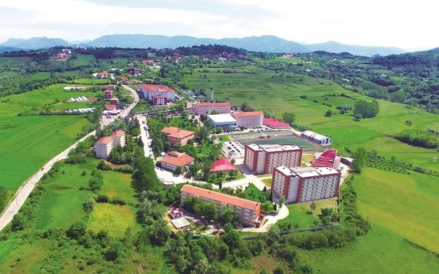 sadece-kpss-puanina-sahip-olmak-yeterli-en-az-lise-mezunu-personel-alimi-yapiyor-basvuru-sartlari-neler-1699266722804.jpg Sadece KPSS puanına sahip olmak yeterli! En az lise mezunu personel alımı yapıyor! Başvuru şartları neler? - 4