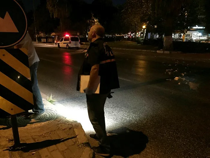 İzmir'de otomobilin çarptığı yaya hayatını kaybetti