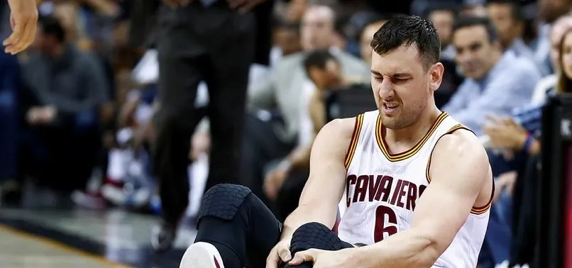Cavalierslı Bogut ilk maçında sezonu kapattı