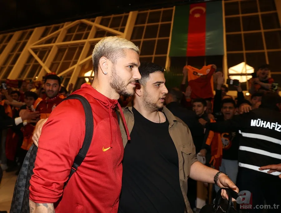 Galatasaray kafilesi Karabağ maçı için gittiği Bakü'de coşkuyla karşılandı 5