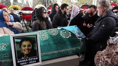 Yeşilçam oyuncusu Bahar Öztan son yolculuğuna uğurlandı!