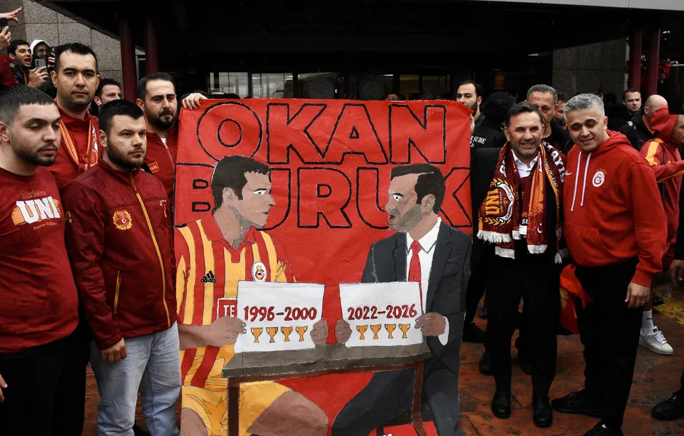 icardi-galatasarayda-kalacak-mi-sozlesme-icin-baskan-dursun-ozbekten-aciklama-geldi-1778516087057.jpg Icardi Galatasaray'da kalacak mı? Sözleşme için başkan Dursun Özbek'ten açıklama geldi - 4