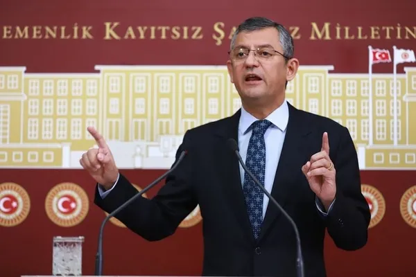 Seçim yenilgisi CHP’li isimlerin dengesini bozdu! Birbirlerine troll diye saldırmaya başladılar