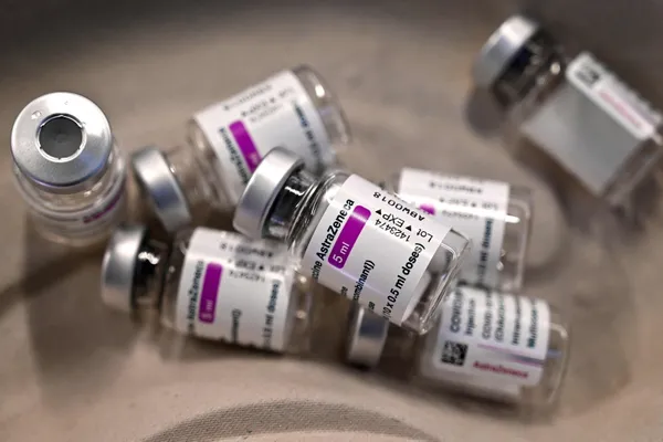 1618403848079.jpg Avrupa’da ilk! Danimarka AstraZeneca aşısını tamamen bıraktı - 2