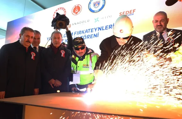 1681130704082.jpeg Başkan Erdoğan Yeni MİLGEM Fırkateynleri Sac Kesme Töreni'nde ilk kaynağı yaptı! Mavi Vatan'da gücümüze güç katacak - 4
