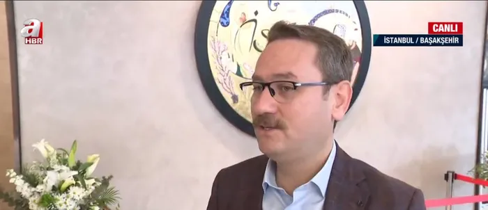 Başakşehir’de hat ve tezhip sergisi! Belediye Başkanı Yasin Kartoğlu: Herkesi mutlaka bekliyorum - 3