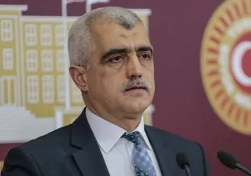 Suriye ve Irak tezkeresine 'hayır' diyen CHP'ye HDP'den övgü