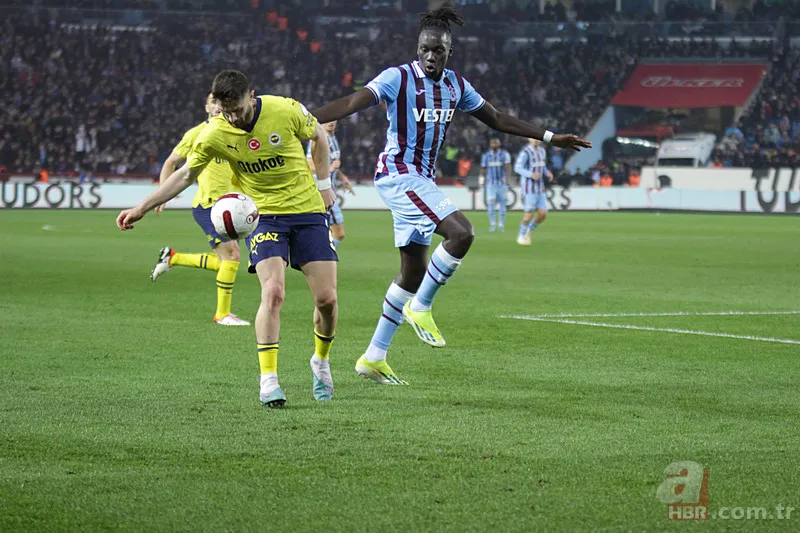 Olaylı Trabzonspor Fenerbahçe maçı sonrası Halil Umut Meler'e şok sözler: 3 puanı hediye etti 20