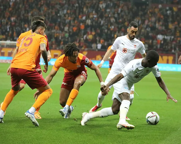 sivasspor-galatasaray-maci-ne-zaman-hangi-gun-2022-stsl-16-hafta-sivasspor-gs-maci-saat-kacta-1672216322295.jpg Sivasspor Galatasaray maçı ne zaman, hangi gün? 2022 STSL 16. hafta Sivasspor GS maçı saat kaçta? - 4