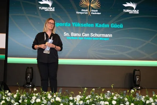 guclu-turkiyenin-guclu-kadinlari-turkuvaz-medyada-bulusuyor-1709743554852.jpeg ‘Güçlü Türkiye’nin Güçlü Kadınları’ Turkuvaz Medya’da buluştu! Bakan Mahinur Özdemir Aktaş: Kadınların başarıları ülkemiz için önemli kazanımdır - 8
