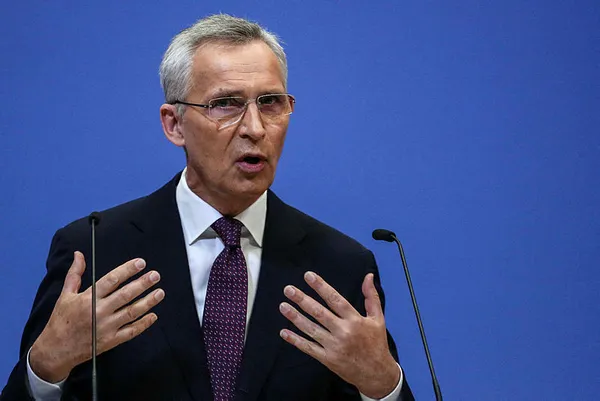 Son dakika: Başkan Erdoğan, NATO Genel Sekreteri Jens Stoltenberg ile görüştü - 4