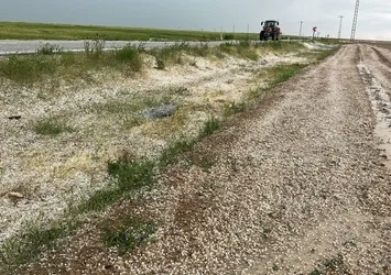 Aksaray’da sağanak ve dolu tarım arazilerini vurdu