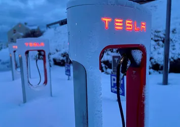 Tesla Meksika’da fabrika kuracak