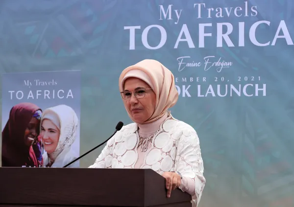 Emine Erdoğan'ın ilk kitabı çıktı! ‘Afrika Seyahatlerim’in tanıtımı New York’ta yapıldı - 4