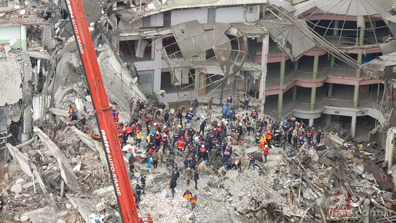 Barınma desteğine ilişkin tüm merak edilenler! AFAD 'kira desteği verilecek mi? Hesabıma para yatmadı' şeklindeki sorulara yanıt verdi 16