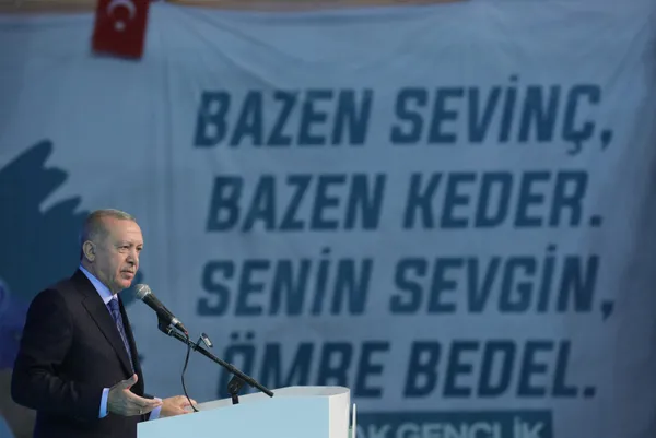 Son dakika: Başkan Erdoğan’dan CHP’ye tepki: Ülkemizin kazanımları altında Berat Albayrak’ın imzası var, başarılı olduğu için çıldırıyorlar